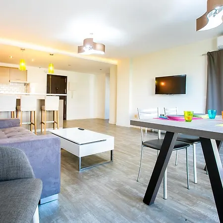Apartment Oleholidays 111 Centro Puerto Banus 50 M Playa *