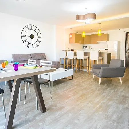 Oleholidays 111 Centro Puerto Banus 50 M Playa Apartment *